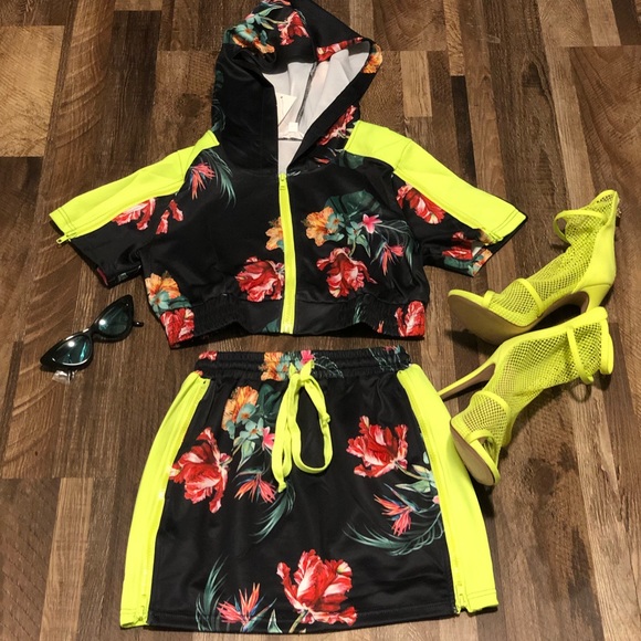Dresses & Skirts - 2 Piece Floral Skirt & hoodie Combo